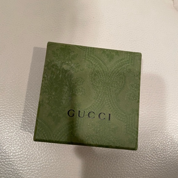 Authentic Interlocking G Gucci Earrings - Picture 4 of 4